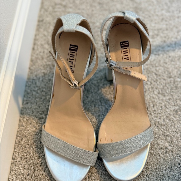 Silver Sparkly Ankle Strap Heels – Size 7.5 - Picture 3 of 8